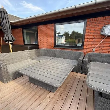 Alette - 400m From The Sea By Interhome *